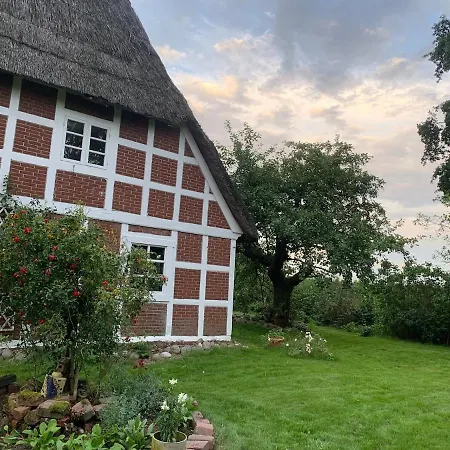 Haus Siebenstein Living For A Good Cause * Drochtersen